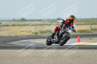 media/Apr-18-2025-TrackDaz (Fri) [[45f5874c44]]/C Group/Session 1 (Turn 7)/